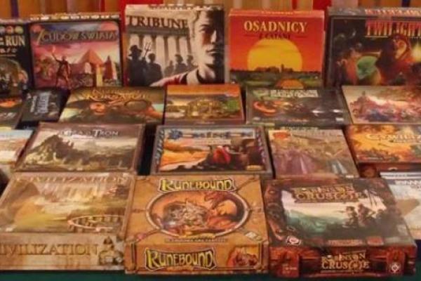 Wieczór planszówek w Kostomłotach Pierwszych