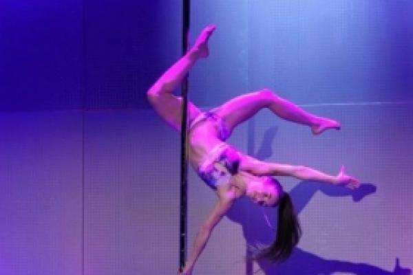 Pole Dance Show