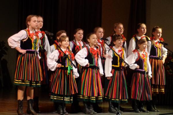 Dziecięca Estrada Folkloru - Kielce 2016 - Źródło: DDK