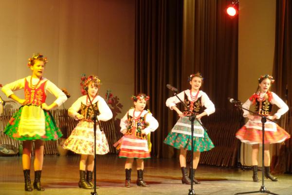 Dziecięca Estrada Folkloru - Kielce 2016 - Źródło: DDK