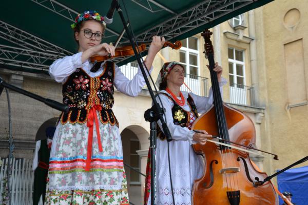 Koncert Laureatów 45. Buskich Spotkań z Folklorem w WDK - foto Krzysztof Herod