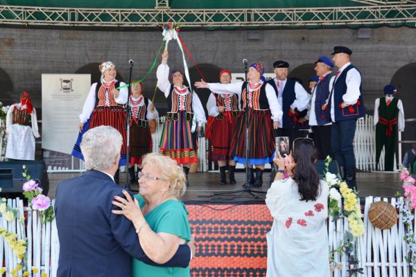 Koncert Laureatów 45. Buskich Spotkań z Folklorem w WDK - foto Krzysztof Herod