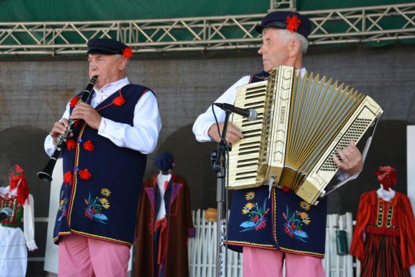 Koncert Laureatów 45. Buskich Spotkań z Folklorem w WDK - foto Krzysztof Herod