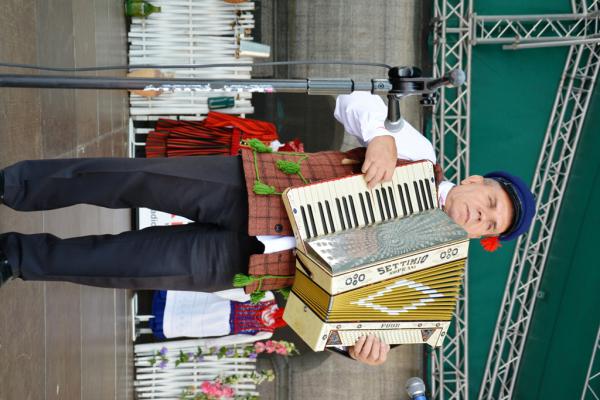 Koncert Laureatów 45. Buskich Spotkań z Folklorem w WDK - foto Krzysztof Herod