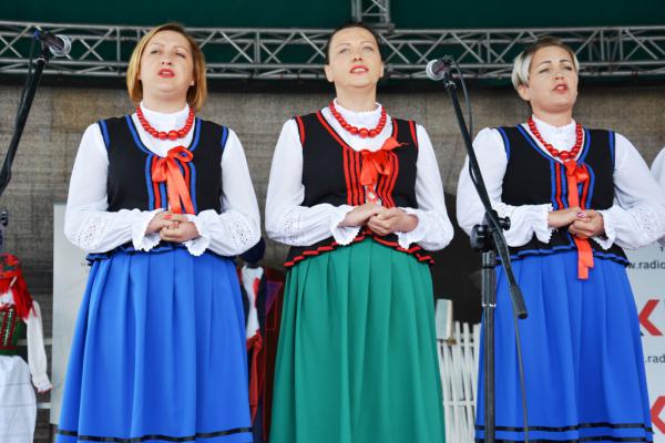 Koncert Laureatów 45. Buskich Spotkań z Folklorem w WDK - foto Krzysztof Herod