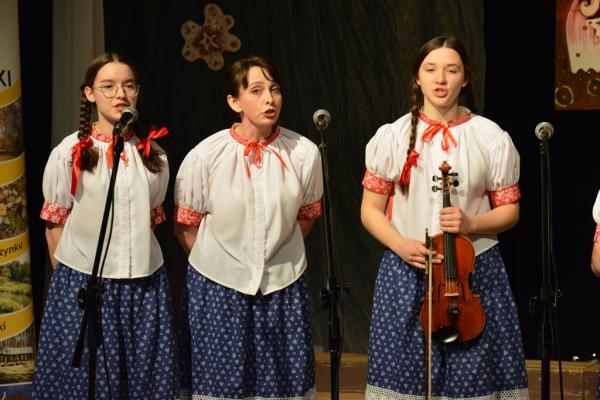 Finał 28. Świętokrzyskiego Konkursu Kolęd i Pastorałek we Włoszczowie - fot. Krzysztof Herod