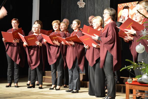 Finał 28. Świętokrzyskiego Konkursu Kolęd i Pastorałek we Włoszczowie - fot. Krzysztof Herod