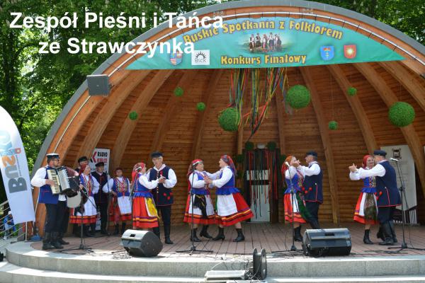Zespół Pieśni i Tańca ze Strawczynka - PIK