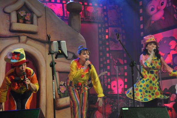 Dzień Dziecka w WDK – występ zespołu Radosne Nutki, widowisko CHICHOLUDKI - Fot.: Inga Pamuła (PIK)