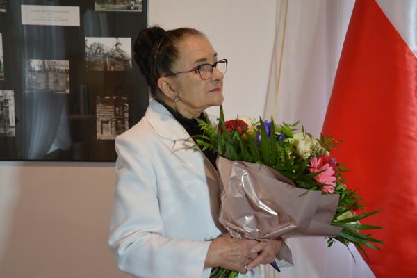 Dr hab. Bogumiła Szura odznaczona Srebrnym Medalem „Zasłużony Kulturze Gloria Artis”