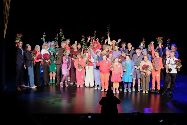 „Witajcie w naszej bajce” – premiera musicalu w WDK