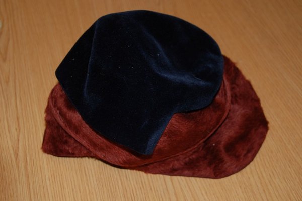 Stare, filcowe kapelusze - Fot. Agnieszka Markiton