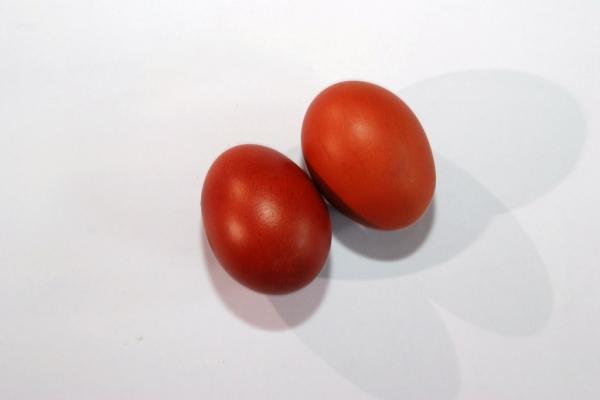 Jajka ugotowane w łupinach cebuli - Fot. Agnieszka Markiton