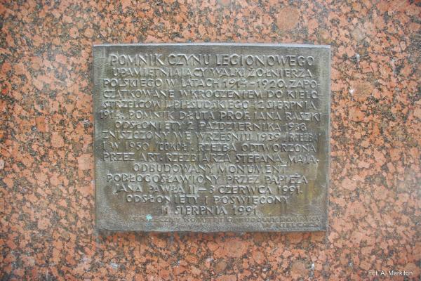 Pomnik - Tablica pamiątkowa na pomniku