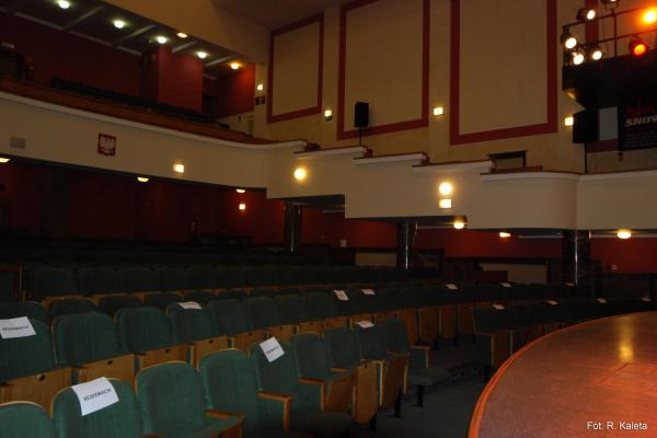 Gmach PW i WF - Balkon sali widowiskowej