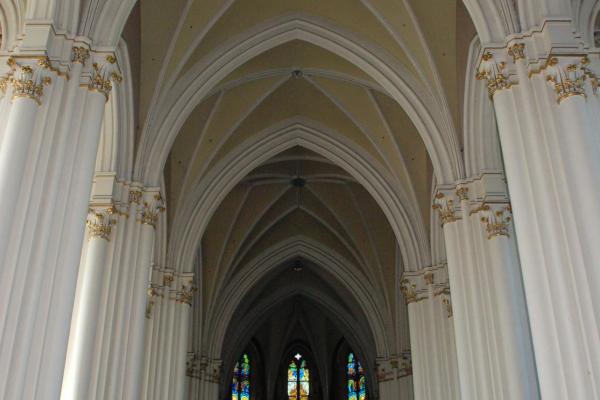 Kościół św. Krzyża - Nawa główna - Fot. Agnieszka Markiton