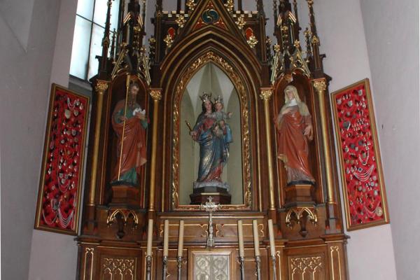 Kościół św. Krzyża - Ołtarz nawy bocznej - Fot. Agnieszka Markiton