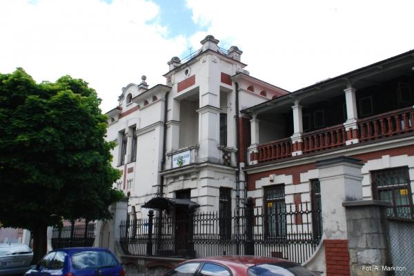 Dom Szpakowskiego - Loggia na piętrze od strony ulicy - Fot. Agnieszka Markiton