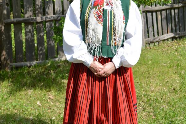 Kobiecy strój świętokrzyski - Fot. Agnieszka Markiton
