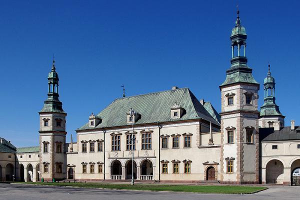 Muzeum Narodowe w Kielcach zaprasza na wystawy, pokazy filmów i wykłady