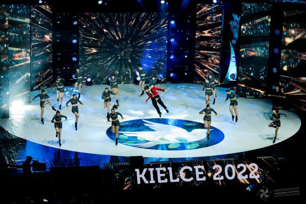 TU I TERAZ – koncert galowy 49. Międzynarodowego Harcerskiego Festiwalu Kultury Młodzieży Szkolnej - Fot.: ZHP Chorągiew Kielecka