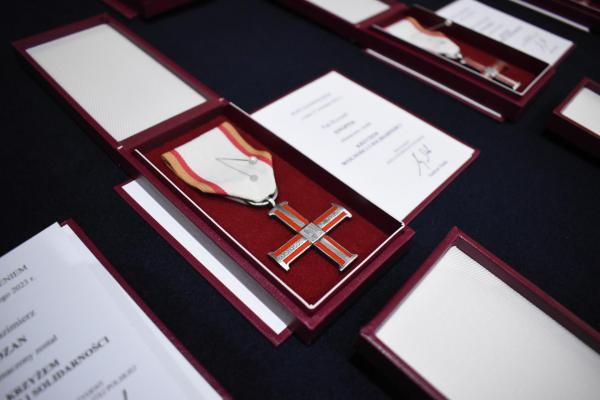 Uroczystość wręczenia Krzyży Wolności i Solidarności działaczom antykomunistycznym