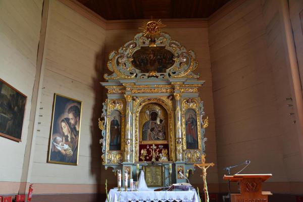 Barokowy ołtarz główny - Fot. Agnieszka Markiton