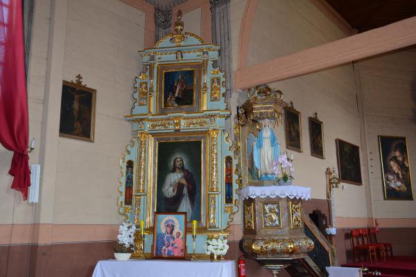 Barokowy ołtarz boczny - Fot. Agnieszka Markiton