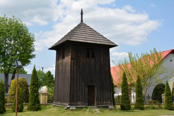 Dzwonnica o konstrukcji w słup - Fot. Agnieszka Markiton