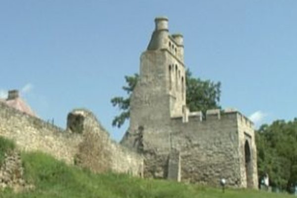 Polskie Carcassonne - Zamek w Szydłowie.