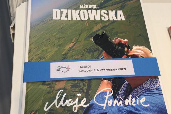 „Moje Ponidzie” Elżbiety Dzikowskiej najlepszym albumem na Tour Salonie