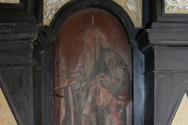 Kościółek św. Leonarda - Otwór wejściowy ołtarza