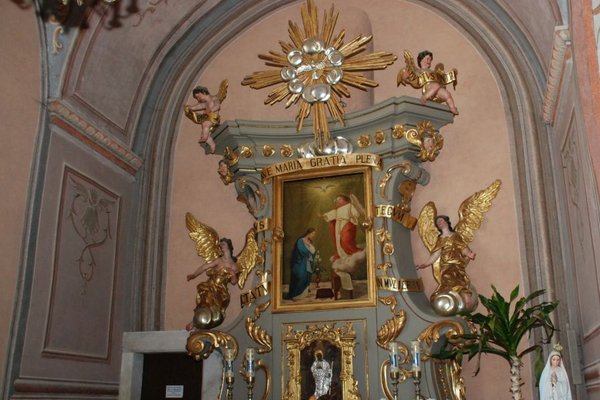 Kościół p.w. św. Trójcy w Jędrzejowie - Ołtarz boczny 