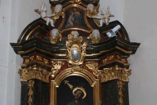 Karczówka - Ołtarz boczny św. Franciszka z Asyżu