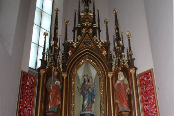 Kościół św. Krzyża - Ołtarz nawy bocznej