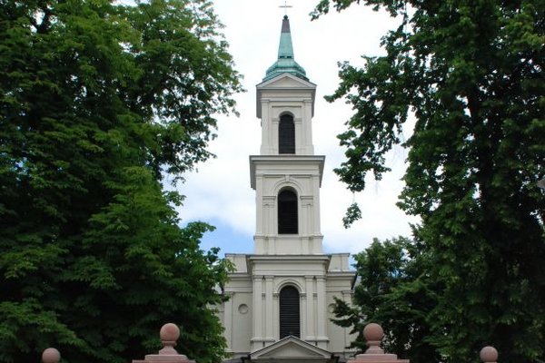 Kościół św. Wojciecha - Klasycystyczna bryła kościoła