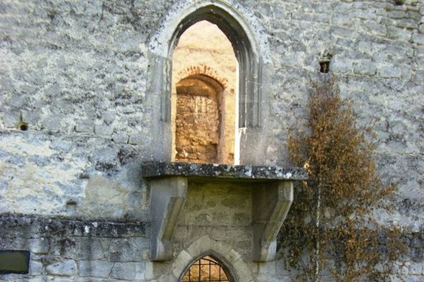 Zamek w Szydłowie - W zamku zachowały się kamienne portale. Fot. Edyta Ruszkowska