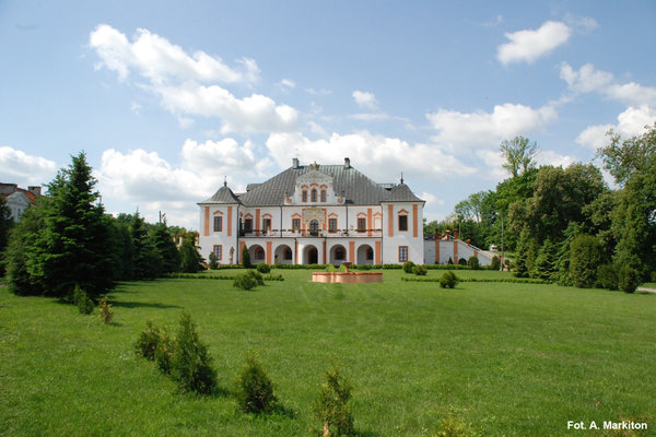 Pałac w Czyżowie Szlacheckim - Elewacja frontowa - wschodnia.