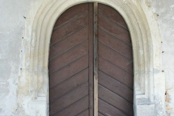 Kościół parafialny w Sancygniowie                          - Portal główny.