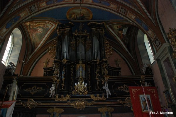 Kościół parafialny w Sancygniowie                          - Chór.