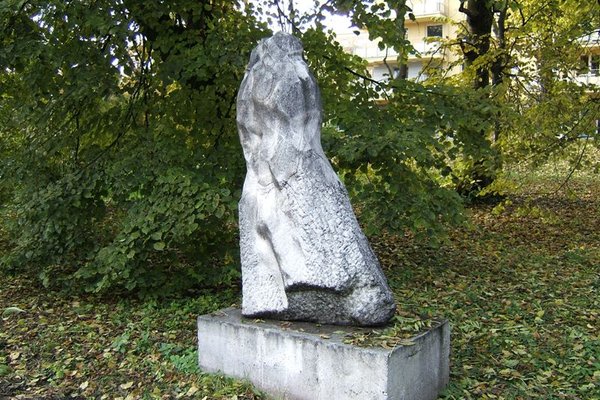 Rzeźba „Kobieta idąca - Fot. Agnieszka Markiton