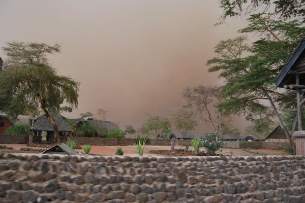 Kenia - Burza piaskowa. Fot. Patryk Stępień