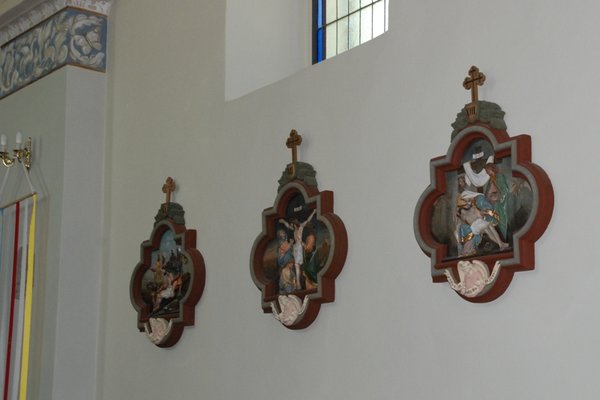 Kościół w Bielinach - Fragment drogi krzyżowej.