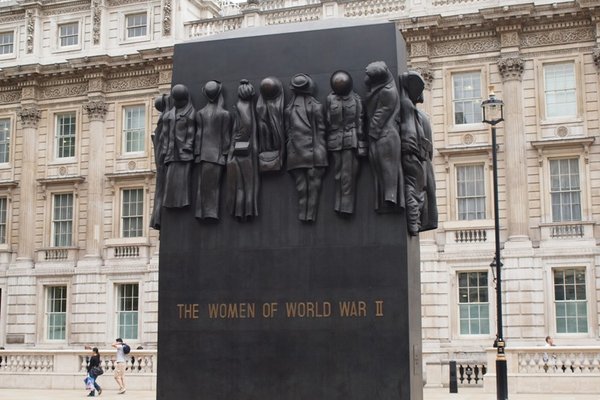 Londyn - Pomnik upamiętniający kobiety które poległy w czasie drugiej wojny światowej
 Fot. Małgorzata Kaczmarek