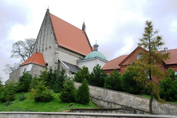 Stopnica - Kościół świętych apostołów Piotra i PawłaFot. M. Kaczmarek