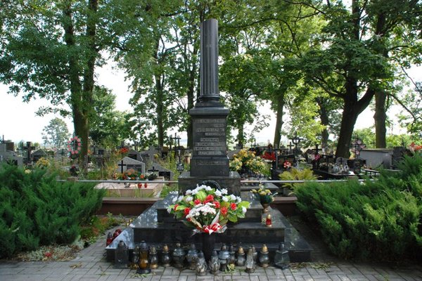Pomnik ofiar egzekucji w 1943 r. - Fot. Agnieszka Markiton