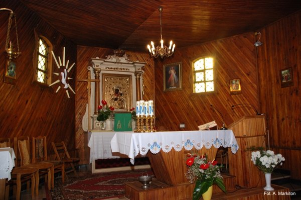 Kościół pw. Matki Boskiej Częstochowskiej - Prezbiterium