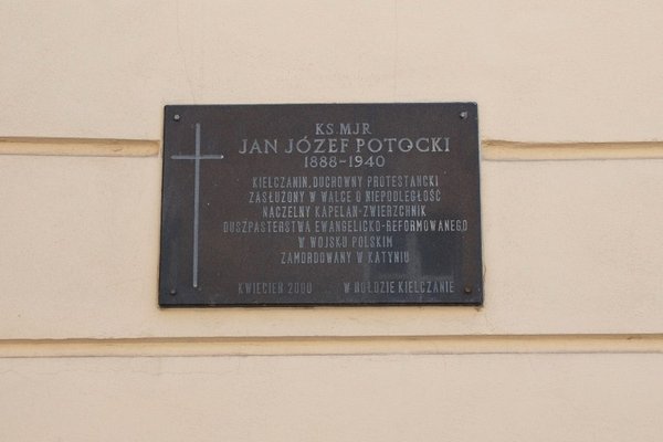 Tablica poświęcona ks. mjr Janowi Józefowi Potockiemu - Fot. Agnieszka Markiton