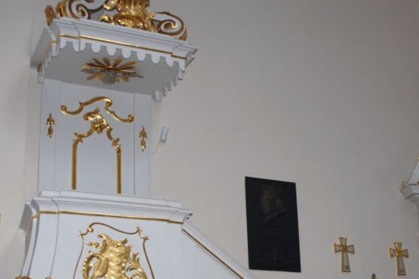Kościół św. Trójcy - Rokokowa ambona