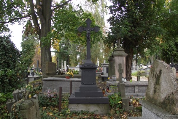 Cmentarz Stary w Kielcach - Fot. A. Markiton